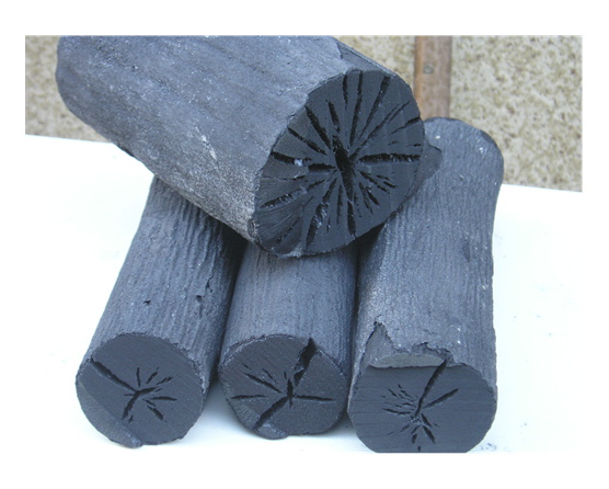 和歌山県内で製炭される紀州黒炭